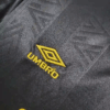 1993/1994 Retro Manchester United Away Football Shirt detail view