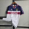 1997/1998 Retro Manchester City Away Football Shirt detail view