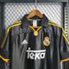 1998/2000 Retro Real Madrid Away detail view