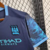 2015/2016 Retro Manchester City Away Football Shirt detail view