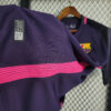 2016/2017 Retro Barcelona Away Football Shirt detail view