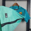 2016/2017 Retro Barcelona Third Away Football Shirt detail view