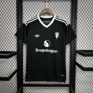 2024/2025 Manchester United Goalkeeper jersey