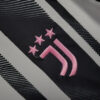 2025/2026 Juventus Home Football Shirt detail view