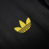 2025/2026 Manchester United Black And White Jacket Windbreaker detail view