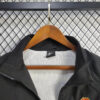 2025/2026 Manchester United Jacket Retro Windbreaker detail view